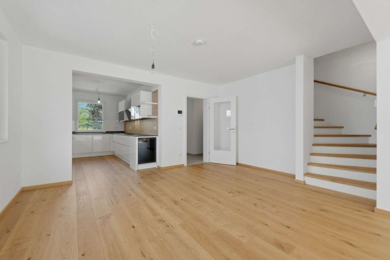 Schl�sselfertige Doppelhaush�lfte nahe Alte Donau - exklusive Ruhelage, Garten, Keller & PV-Anlage /  / 1220&nbsp;Wien / Bild 9